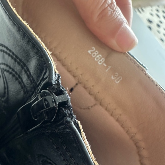 Chic Black Platform Heeled cowboy/moto boot - Picture 5 of 5